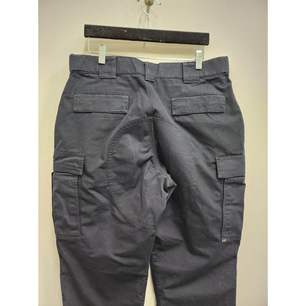 5.11 Tactical Mens Utility Cargo Pants Large Navy Adjustable Heavy Duty Gorpcore - Picture 4 of 9